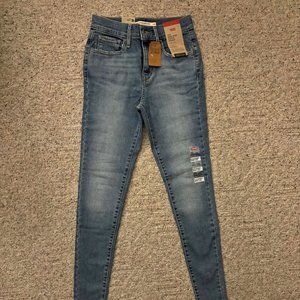 Levi's Women's Jeans 25X28 - 720 High Rise Super Skinny - New With Tags